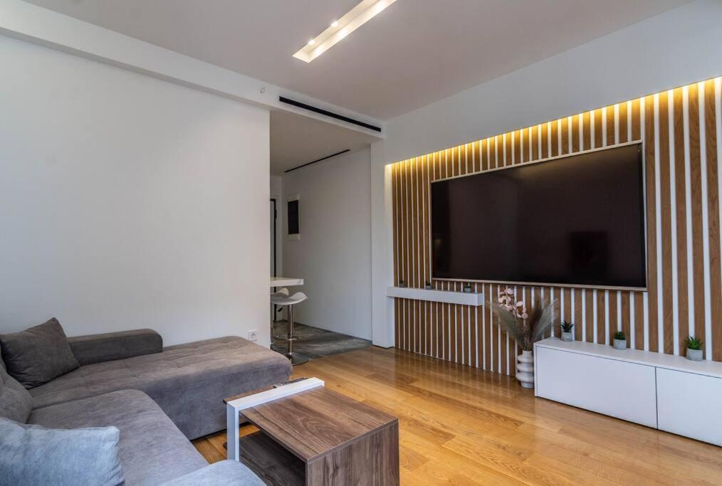 Little Diamond Apartment Athens Ngoại thất bức ảnh