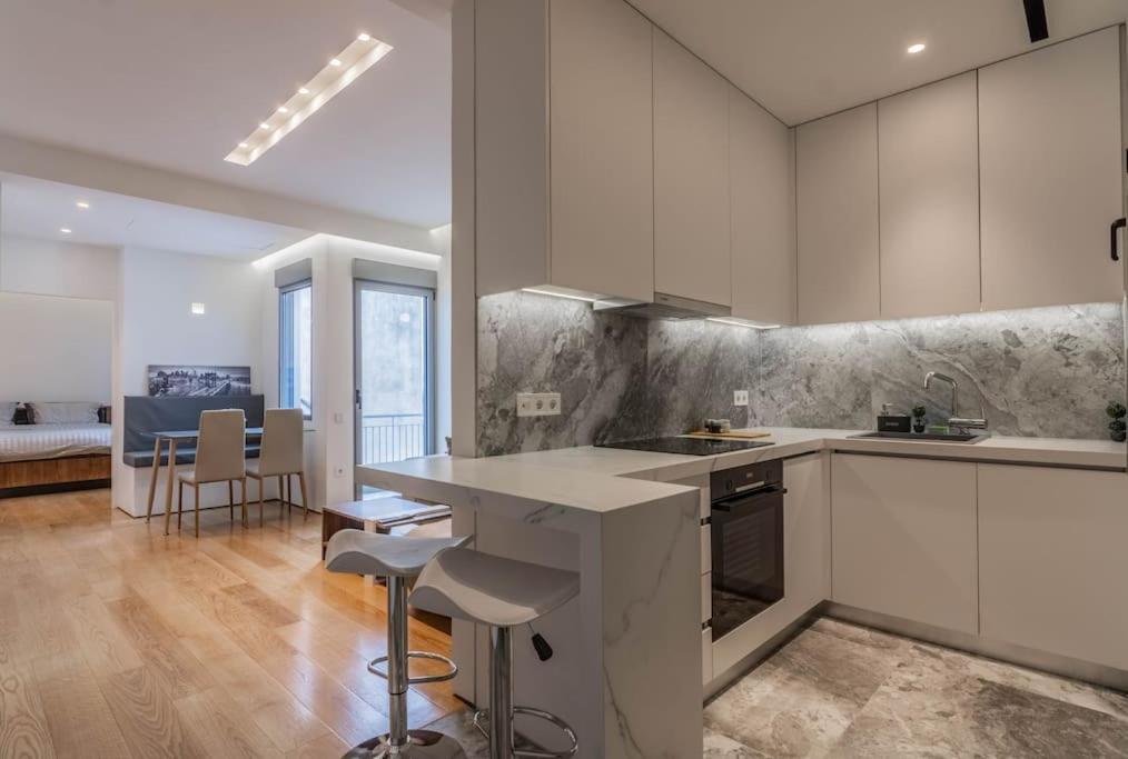Little Diamond Apartment Athens Ngoại thất bức ảnh